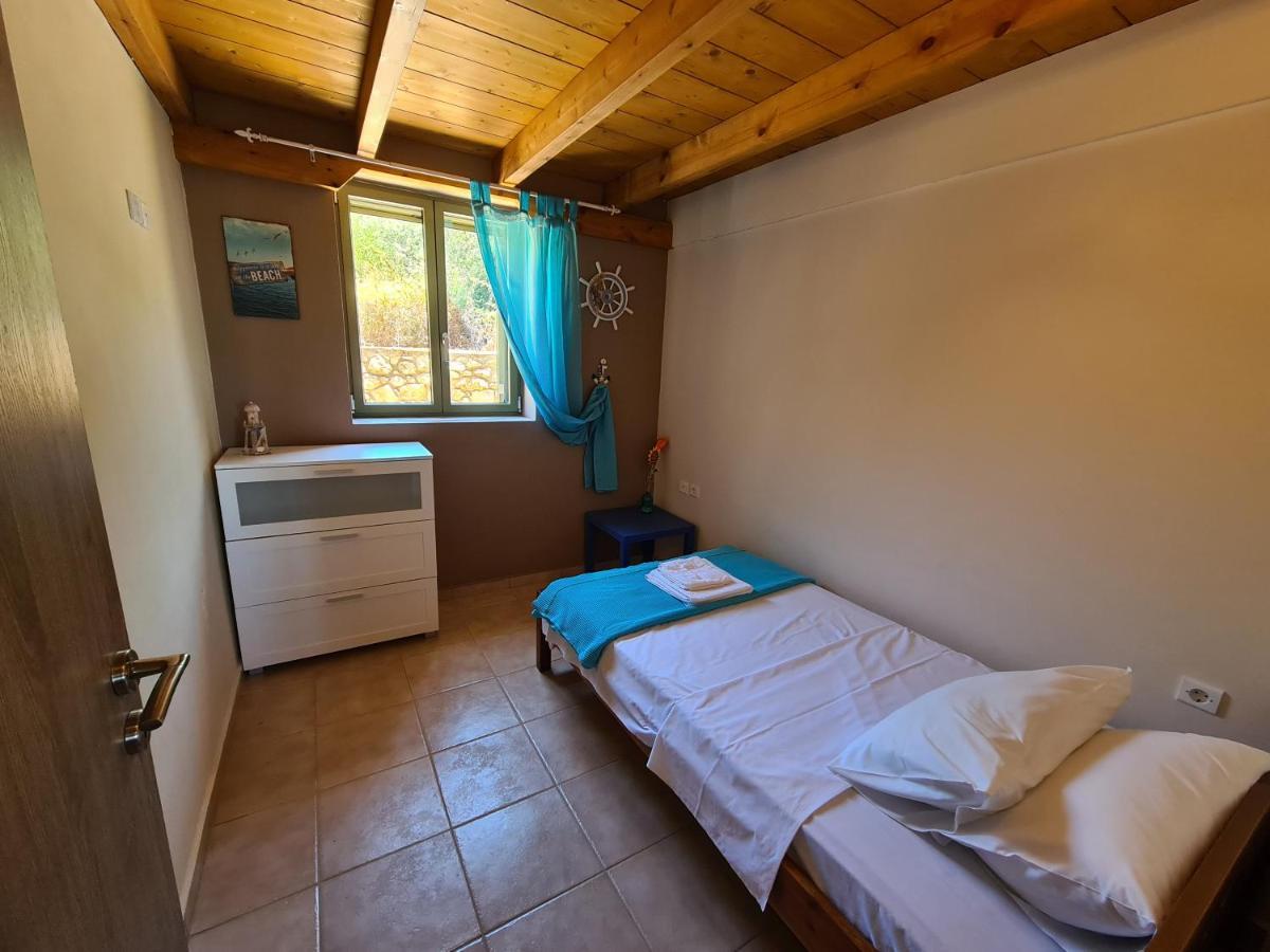 Leopolis Villas * Stoupa